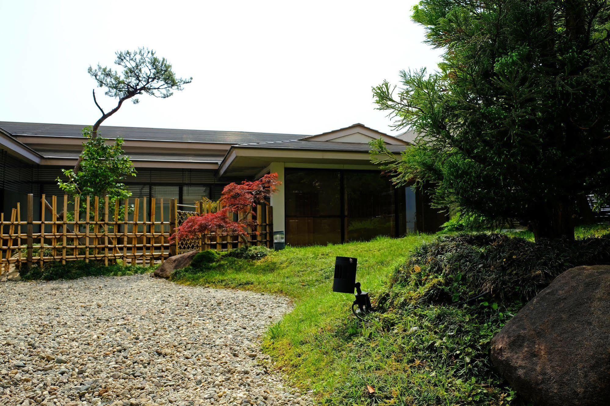 Hotel Granmirage Uozu Exteriér fotografie