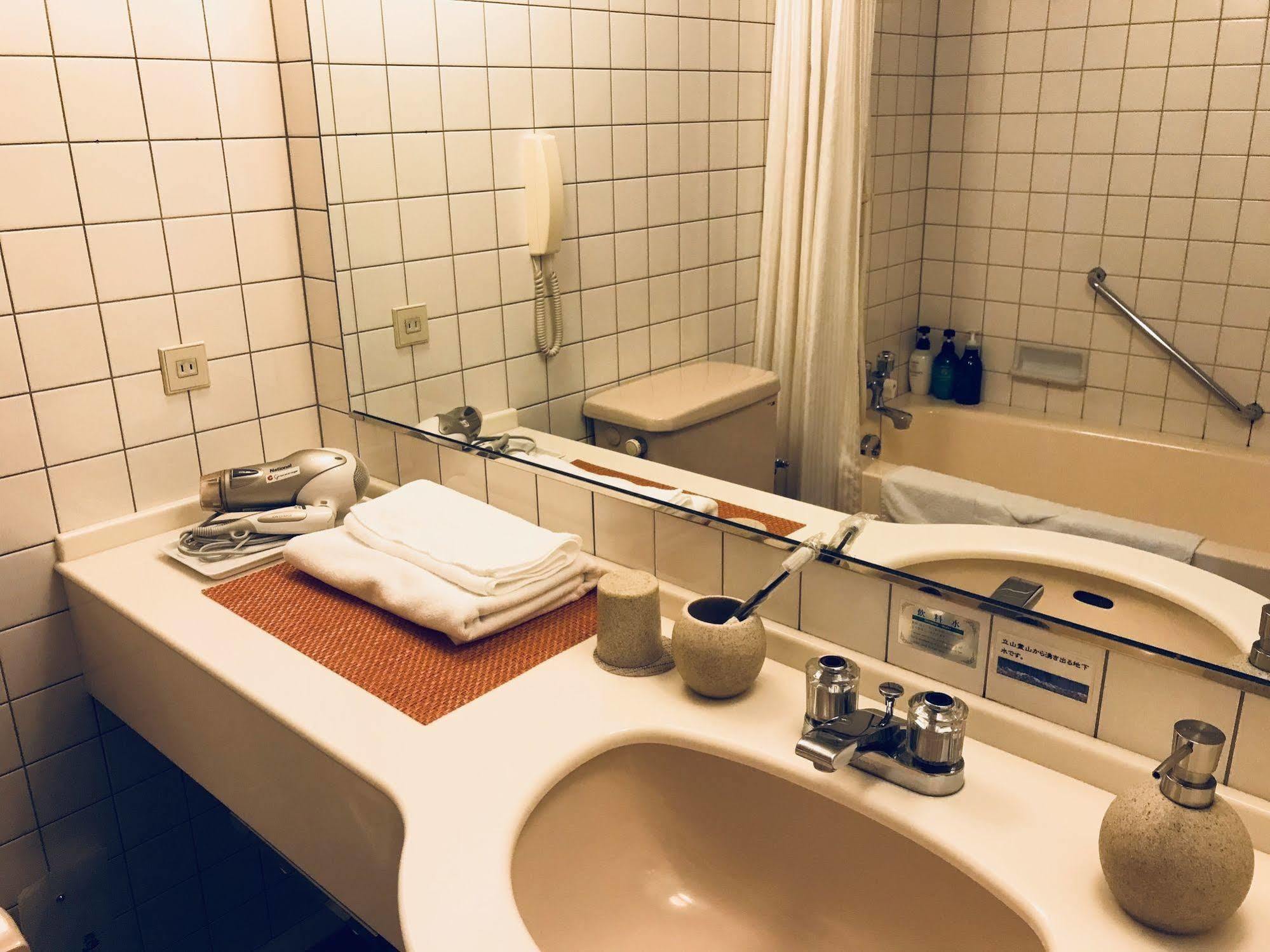 Hotel Granmirage Uozu Exteriér fotografie